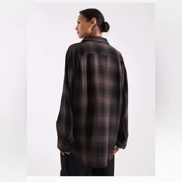 ASOS DESIGN oversized shirt with wide sleeves in plaid - Picture 6 of 9